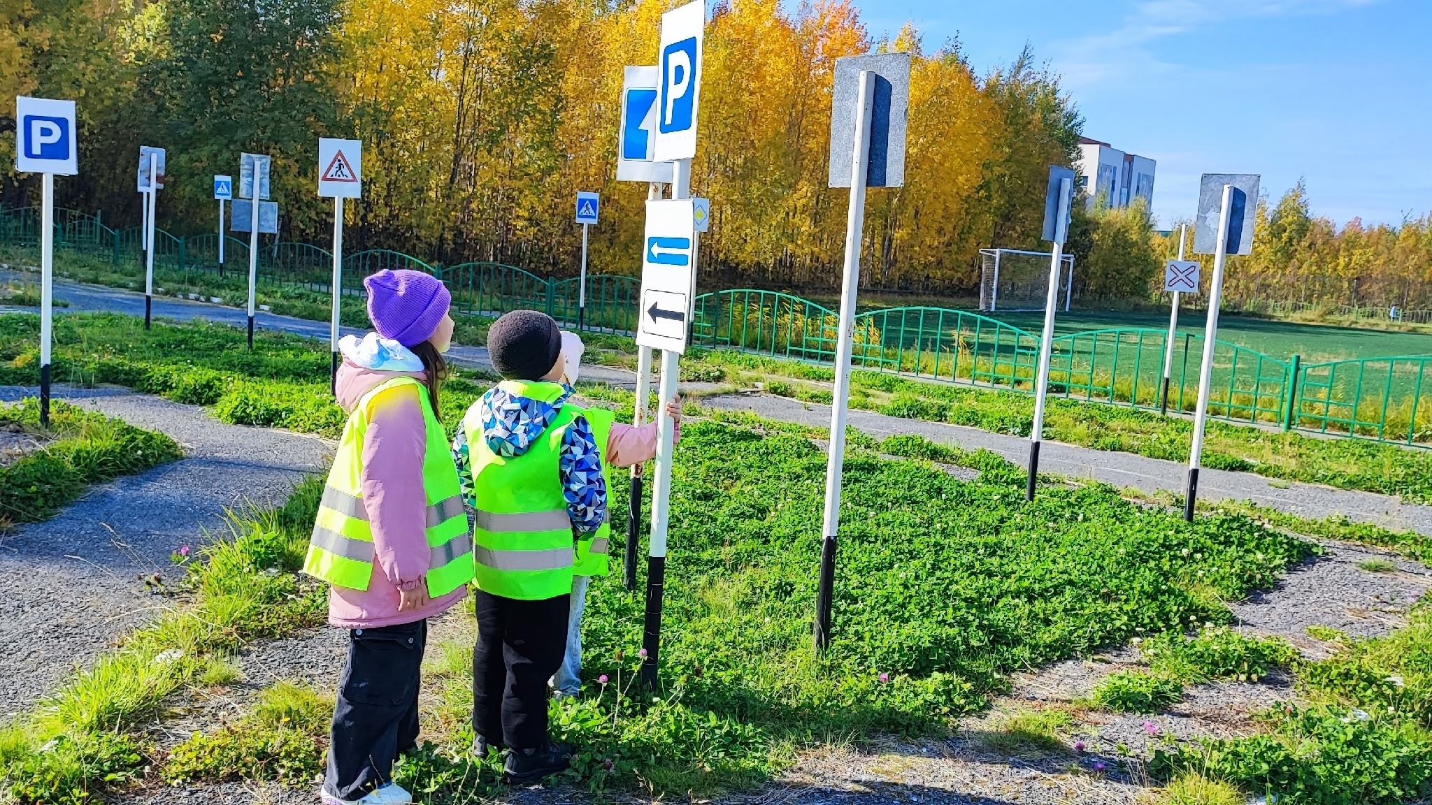 Тематическая экскурсия в автогородок СОШ №4
